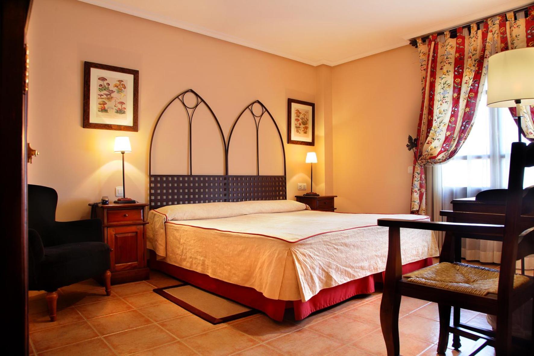 Hosteria De Guara Bierge Bilik gambar
